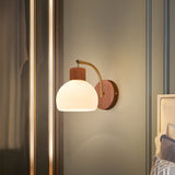 Warm Living Room Lighting for a Calm Atmosphere