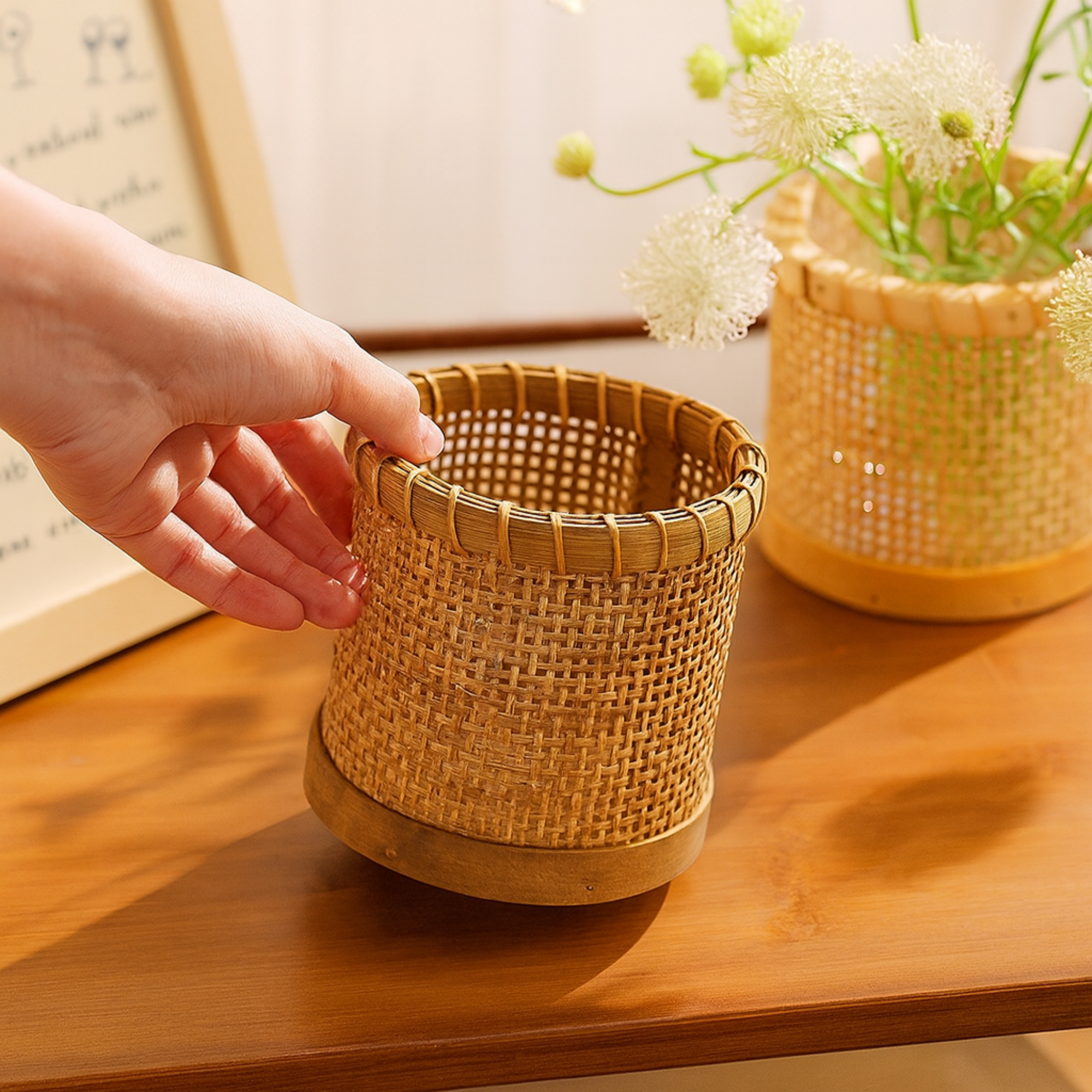 Retro Rattan Holder