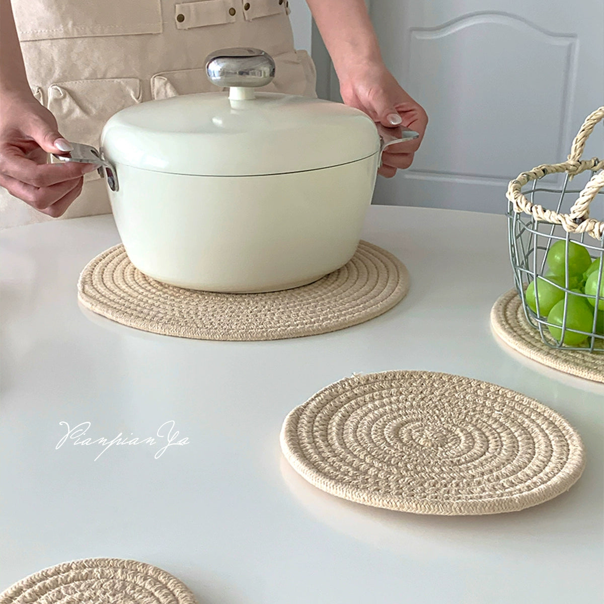 Simple Round Home Kitchen Insulated Mat Cotton Rope Woven Placemat Coffee Mat Vintage Dining Room Anti-Scald Table Mat