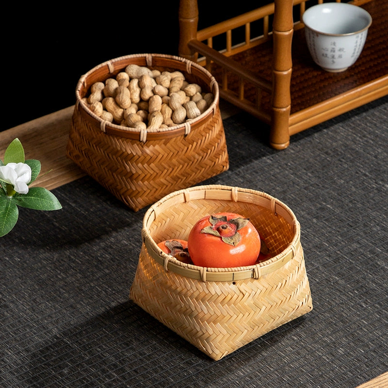 Natural handmade bamboo woven small basket, square bottom round mouth bamboo basket, snack storage basket, household retro small basket