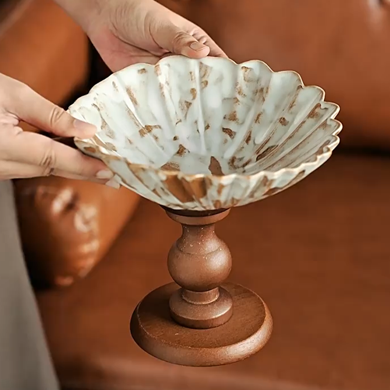 Pedestal Fruit Bowl